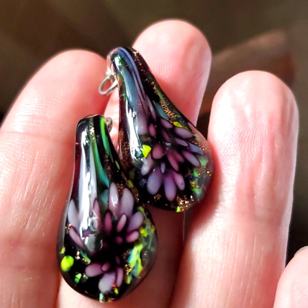 Handmade set !! Murano glass pendant w matching earrings ✨️LOOK
